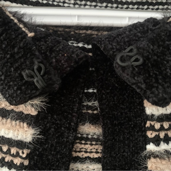 Laura Contrast Trim Textured Striped Cardigan Sweater, Size Small - Picture 9 of 11